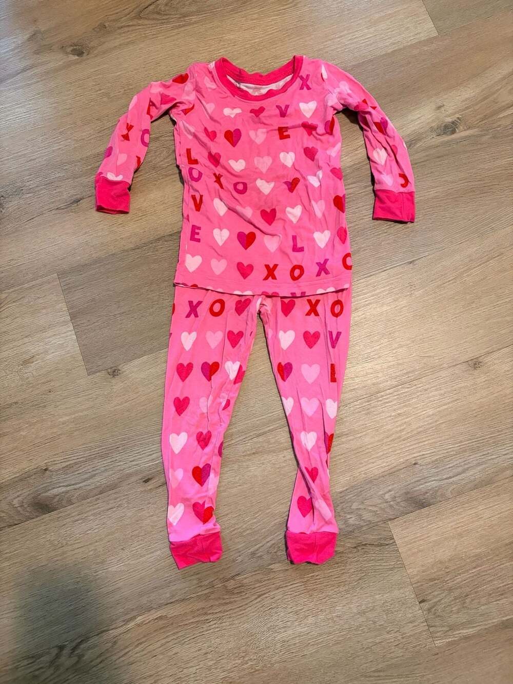 Little Sleepies 2-Piece Pajama Set Size 12-18 Months Pink Love Heart XOXO